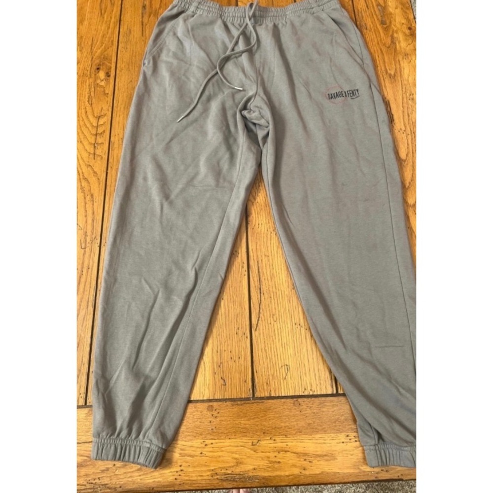 Savage X Fenty Women Small Green Jogger Sweatpants Loungewear Graphic Pockets